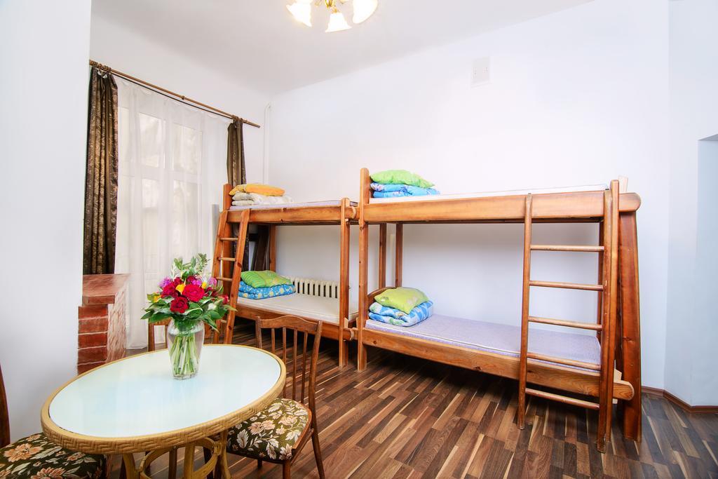 Hollywood Home Hostel Lviv Room photo
